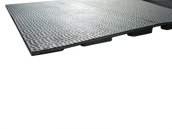 Quiéta flooring with integrated slope