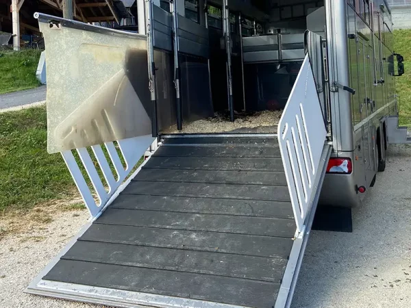 IDS RAMP: non-slip mat for the van deck
