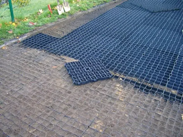 GROUND STABILIZATION SLAB FOR STABLE : IDS GREEN